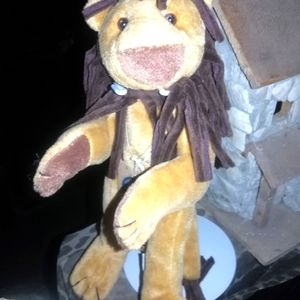 LION BABY BOYD'S DISPLAYED